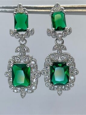 Swarovski Crystal Elements Emerald Green Art Deco Halo Dangle Earrings